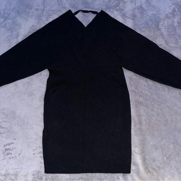 Elegant Black Women's Dress - Picture 1 of 15